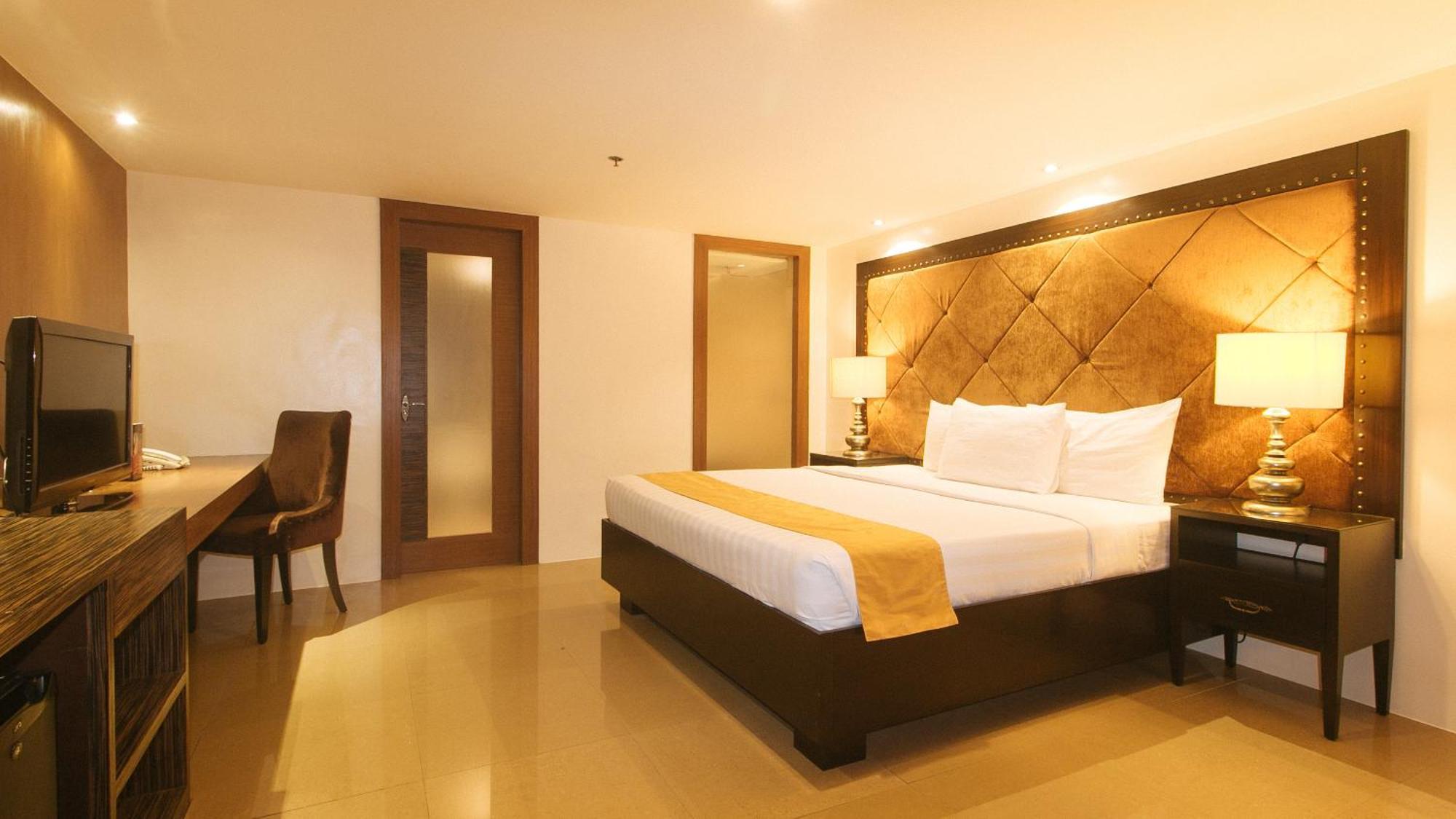Torre Venezia Suites Quezon City Extérieur photo
