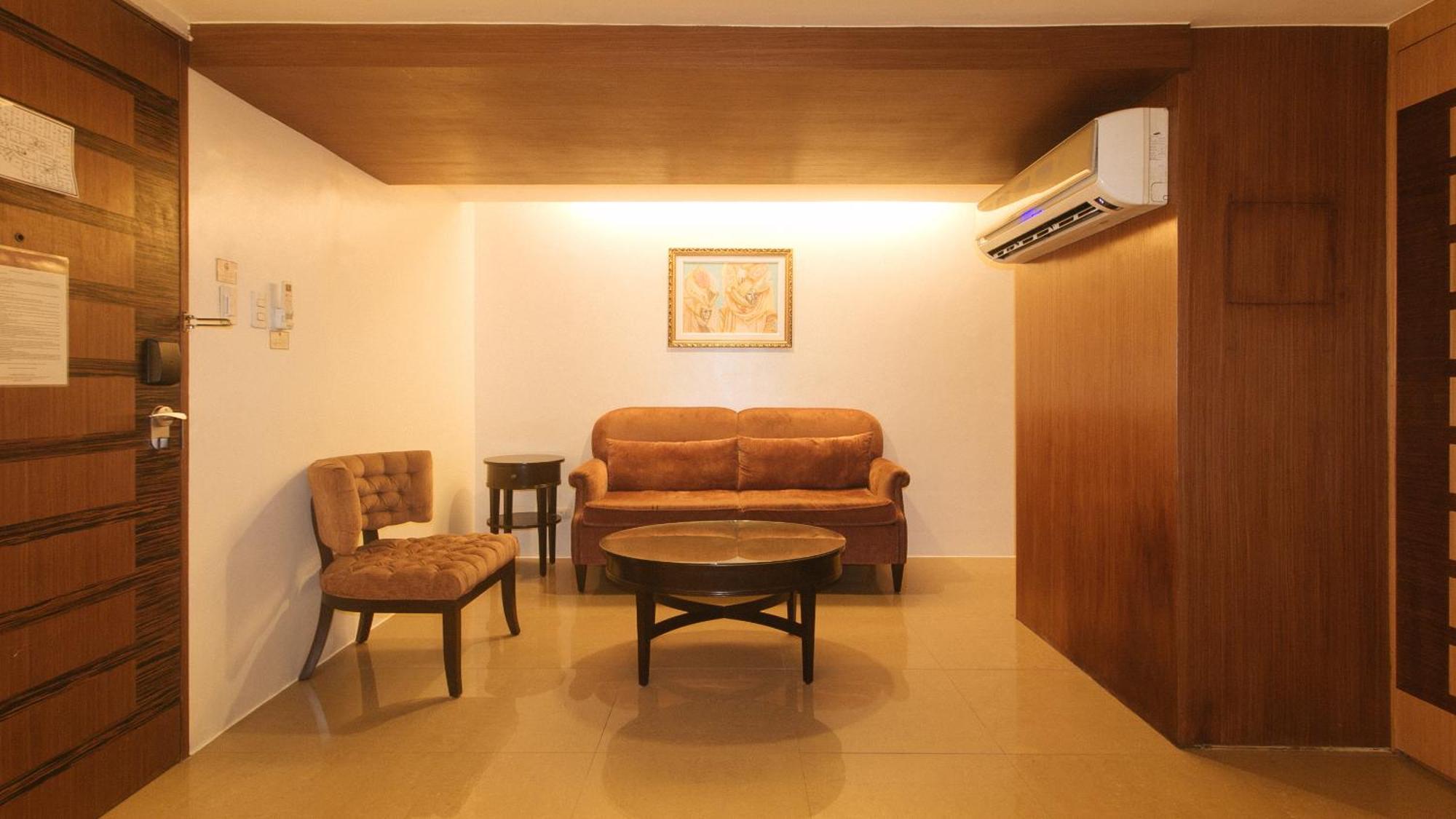 Torre Venezia Suites Quezon City Extérieur photo