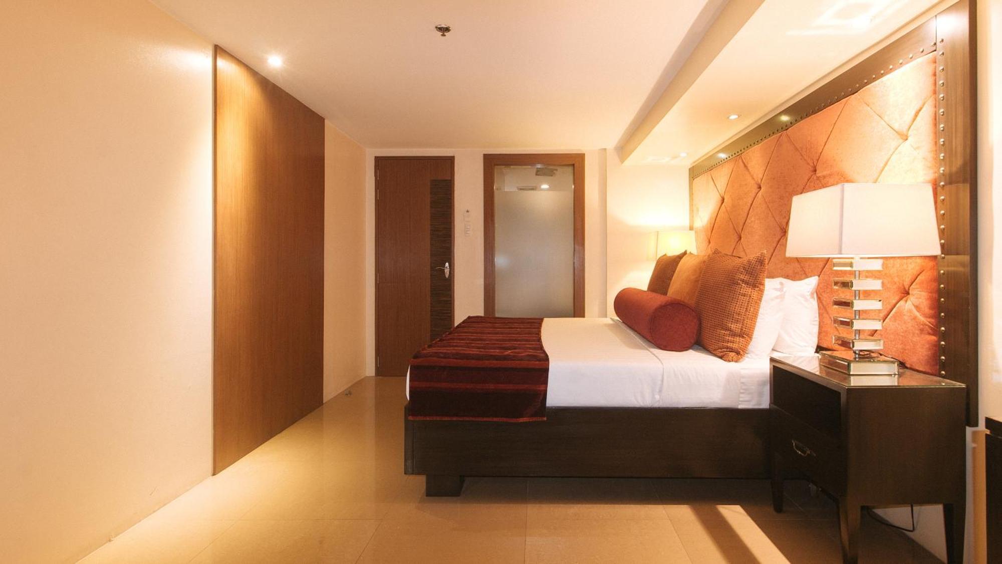 Torre Venezia Suites Quezon City Extérieur photo