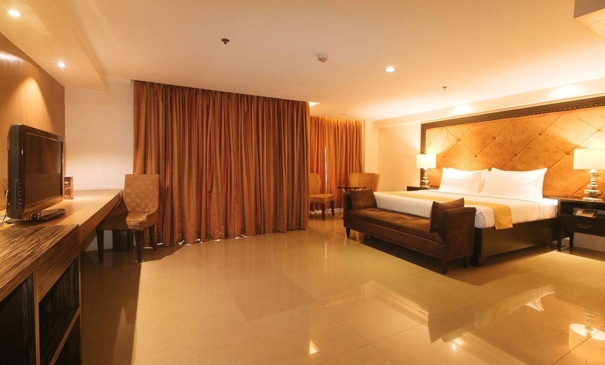 Torre Venezia Suites Quezon City Extérieur photo