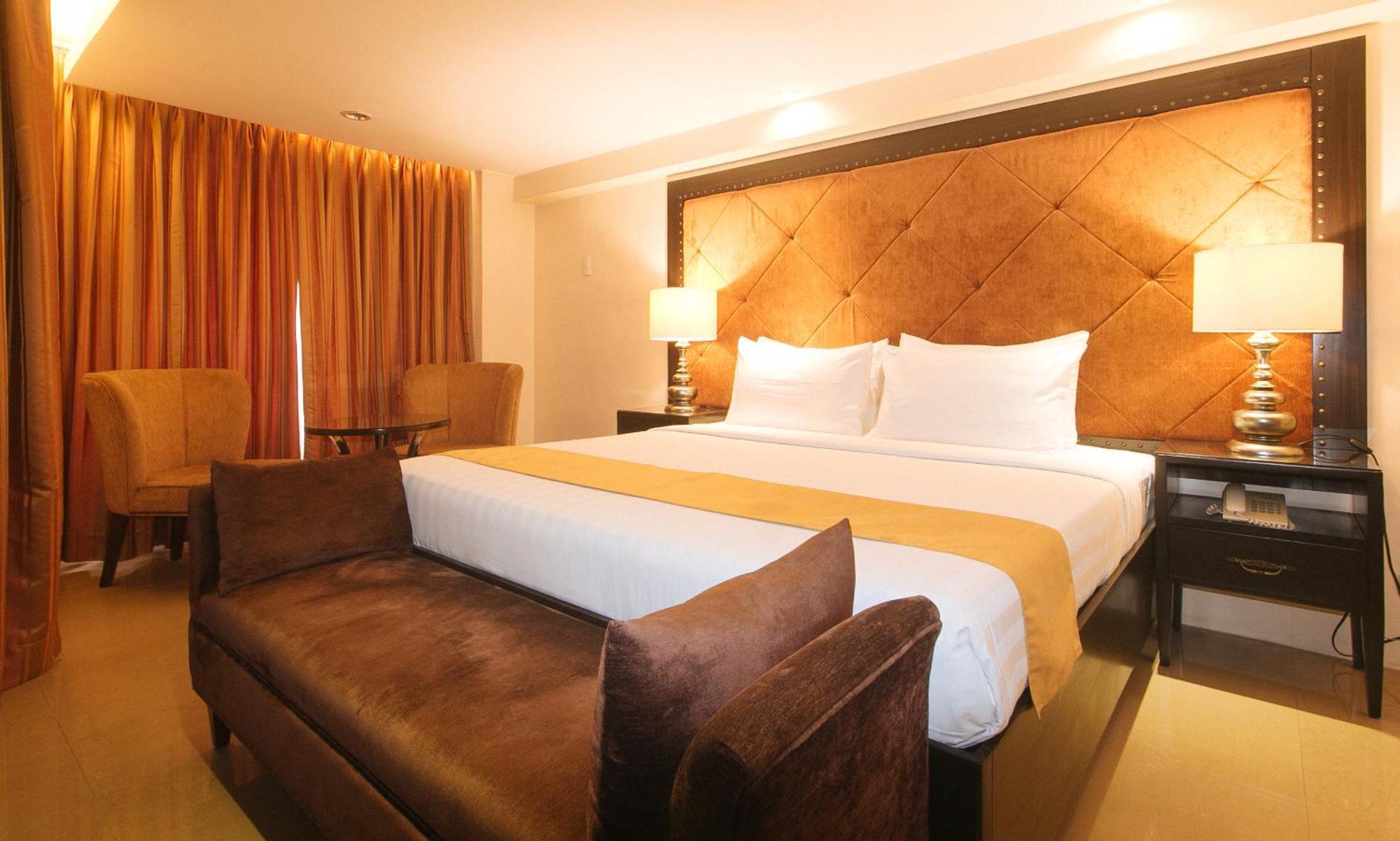 Torre Venezia Suites Quezon City Extérieur photo