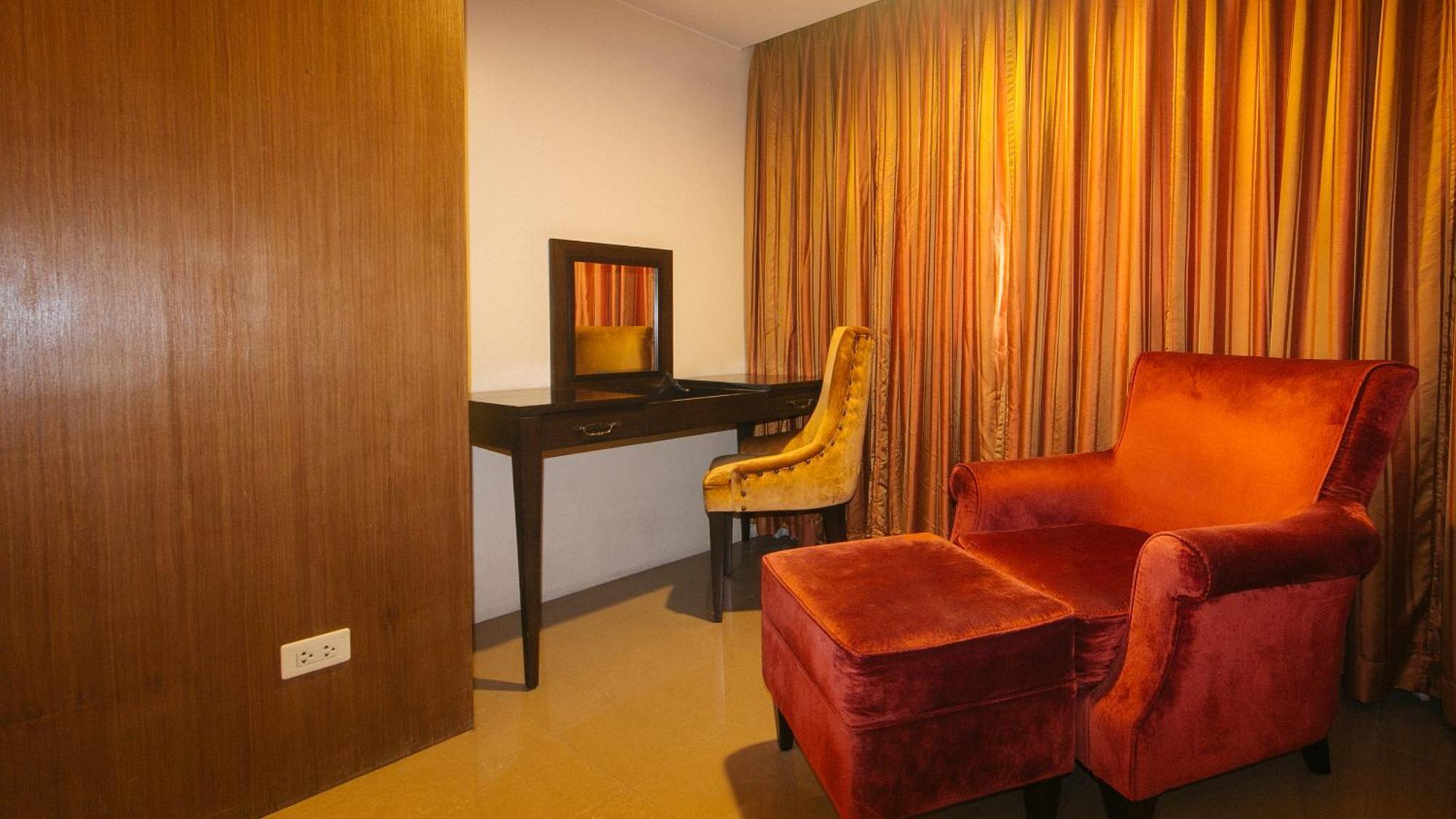 Torre Venezia Suites Quezon City Extérieur photo