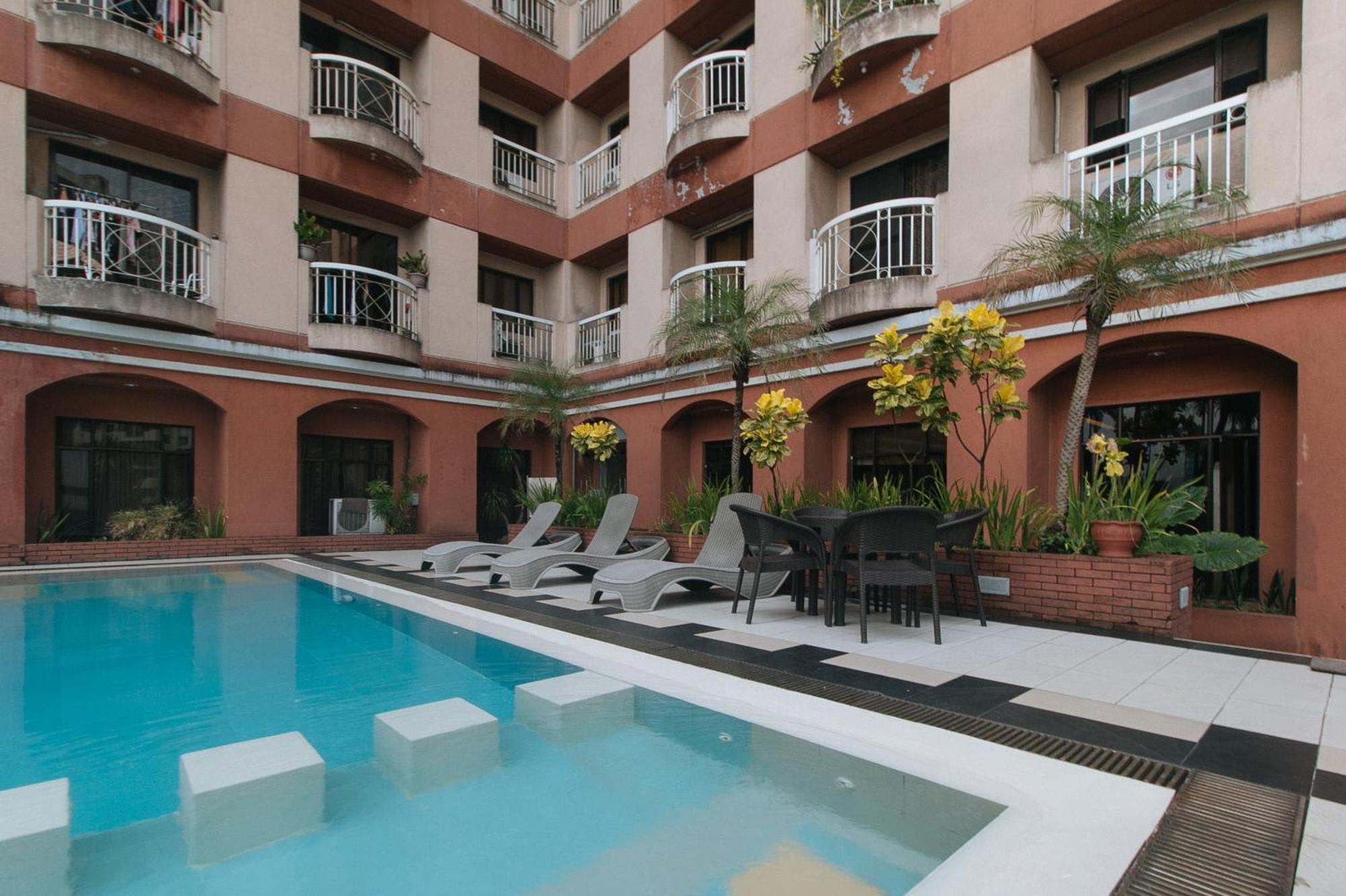 Torre Venezia Suites Quezon City Extérieur photo